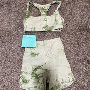 Balance short shorts and sports bra set